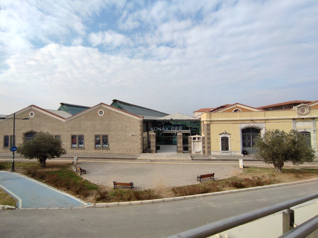 Old Customs Building