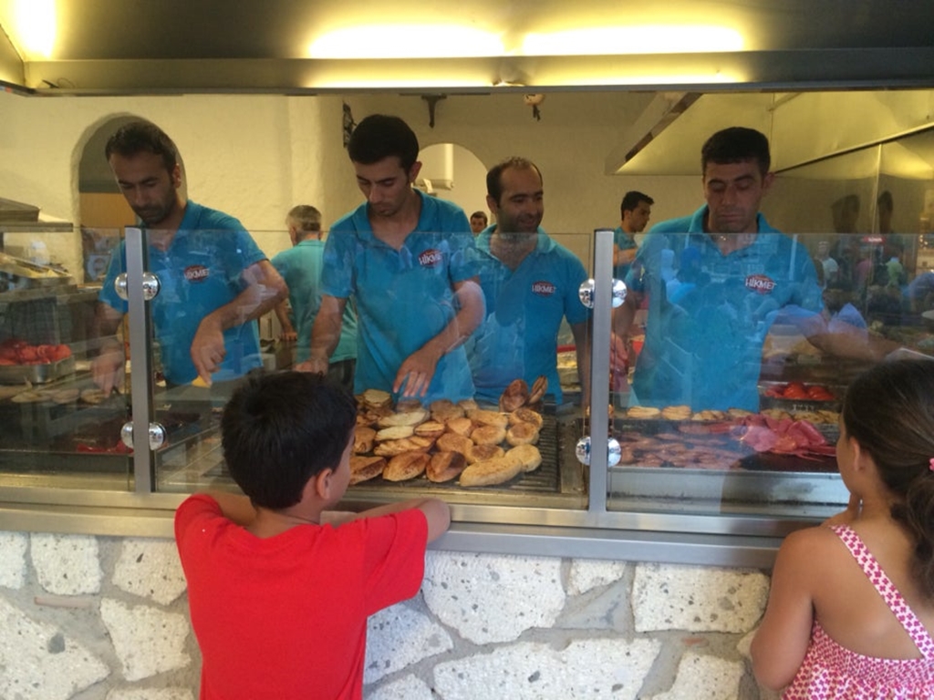 Kumrucu Hikmet - Restaurant in Alaçatı, Çeşme