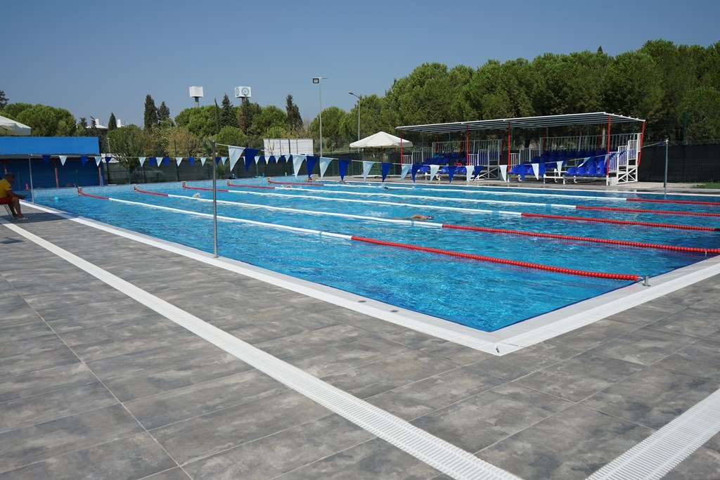 Ege University Semi-Olympic Outdoor Swimming Pool