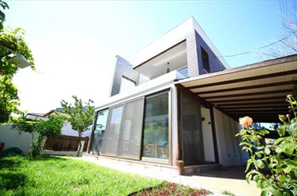 Arya Villa