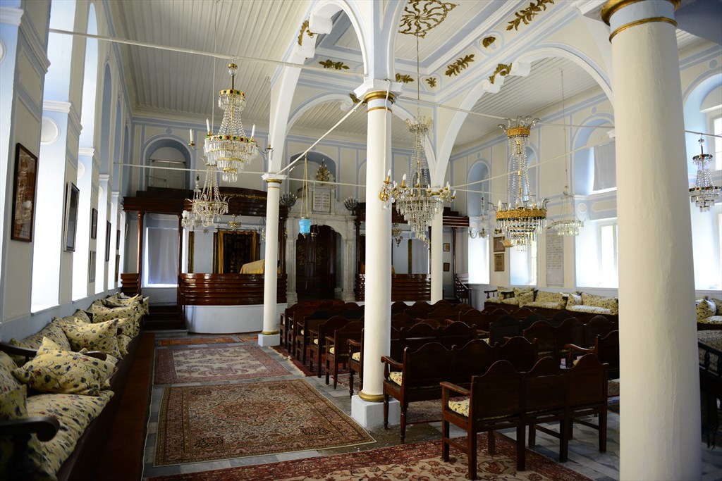 Sinyora Giveret (La Sinyora) Sinagogu