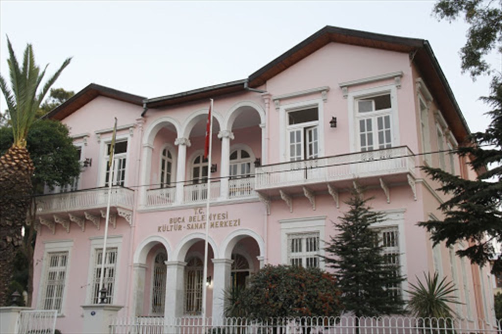 Buca Municipality Culture and Art Center/Pink Mansion