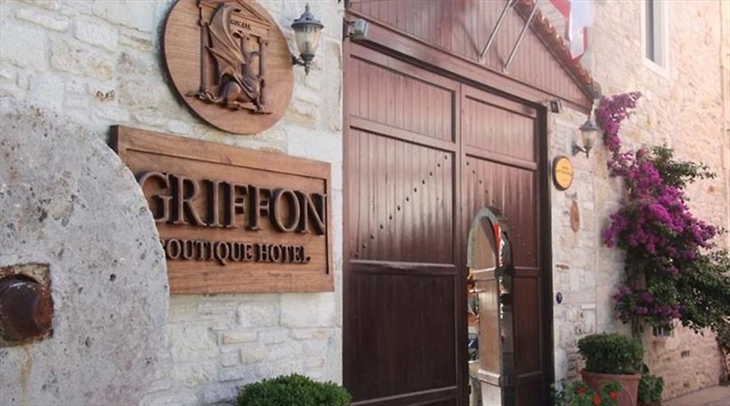 Griffon Boutique Hotel