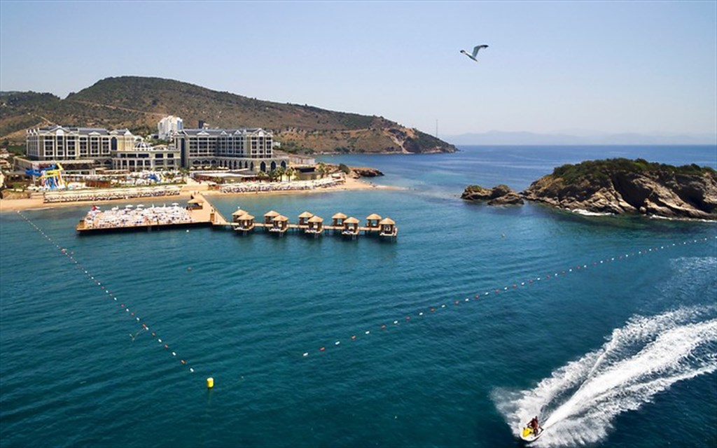 Sunis Efes Royal Palace Resort Hotel Plajı