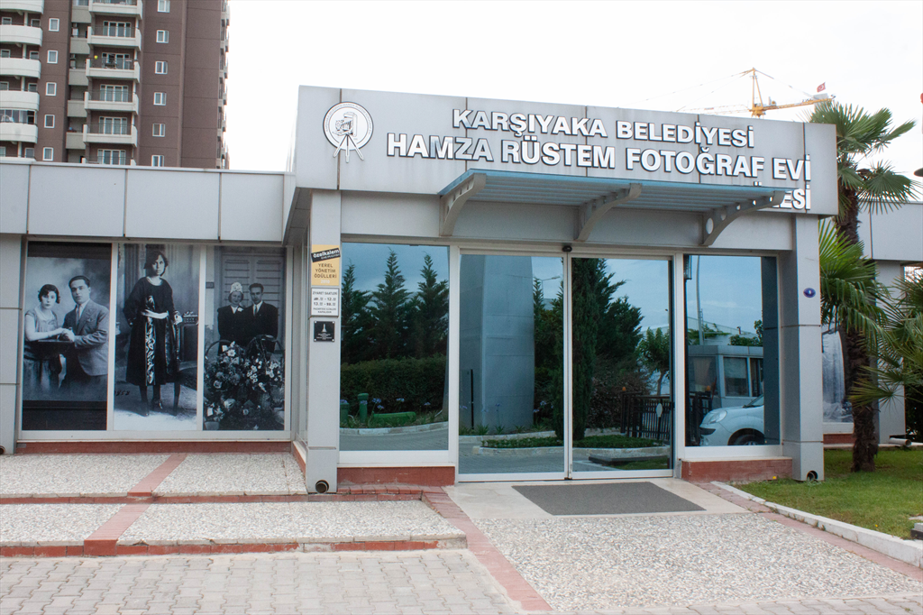 Karşıyaka Belediyesi Hamza Rüstem Fotoğraf Evi Müzesi