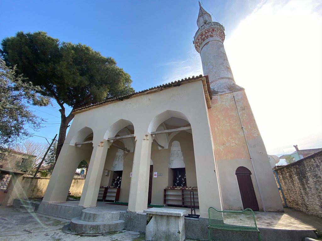 Sarı Ali (Fadılıloğlu) Camisi