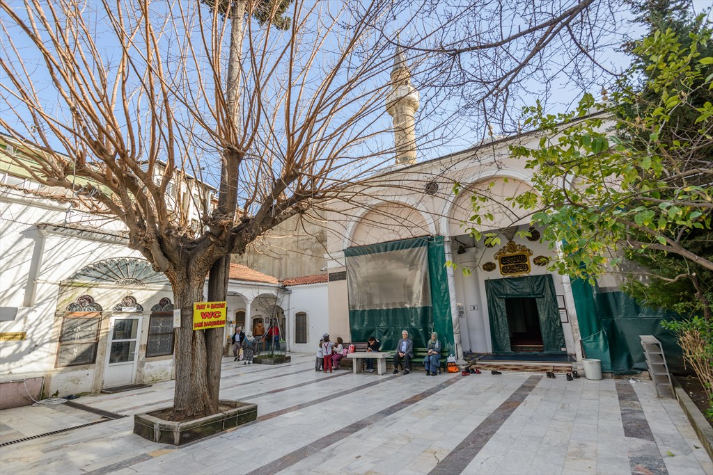 Kemeraltı Mosque