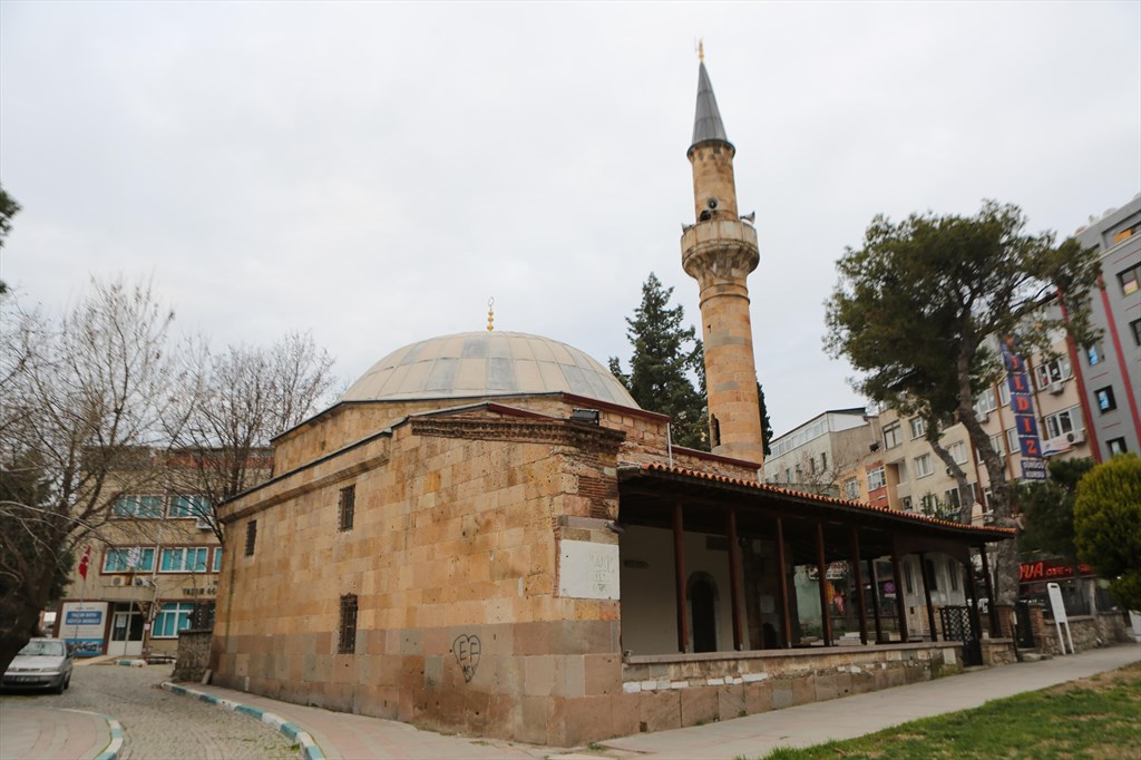 Kurşunlu Mosque