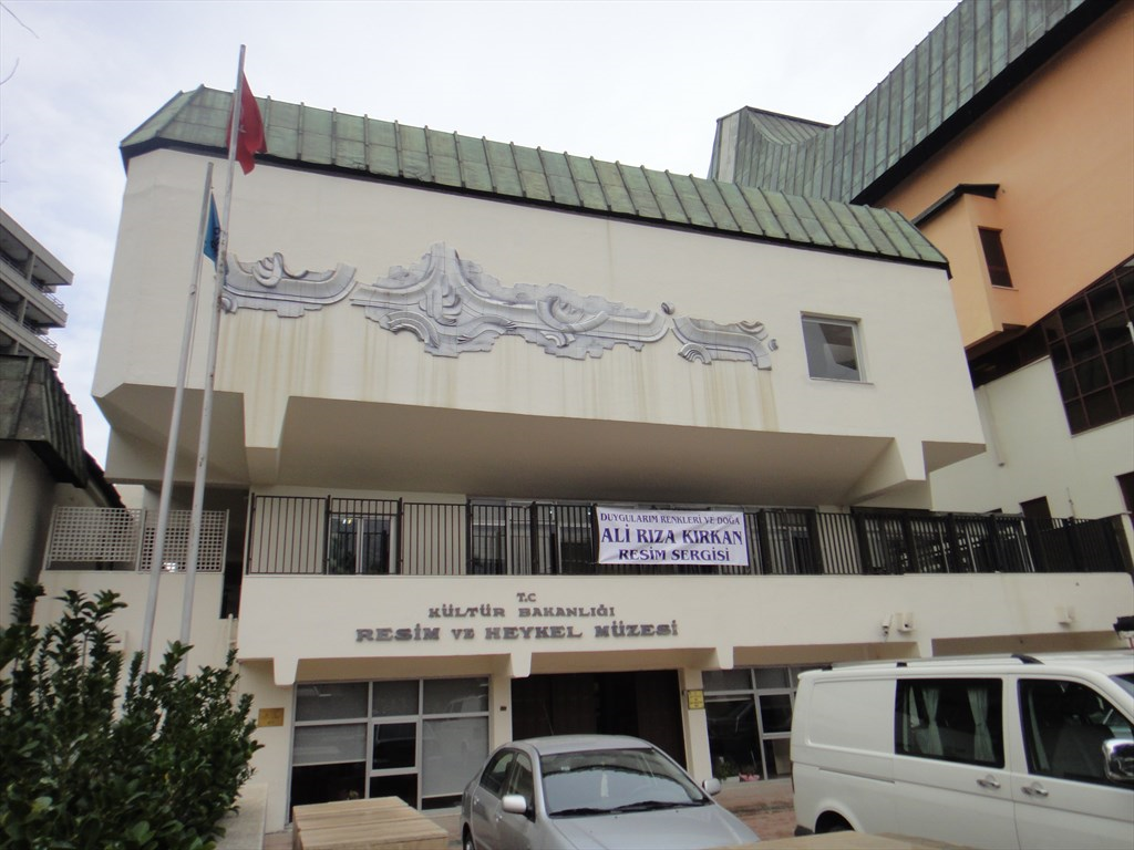 Ministry of Culture and Tourism Izmir Painting and Sculpture Museum and Gallery