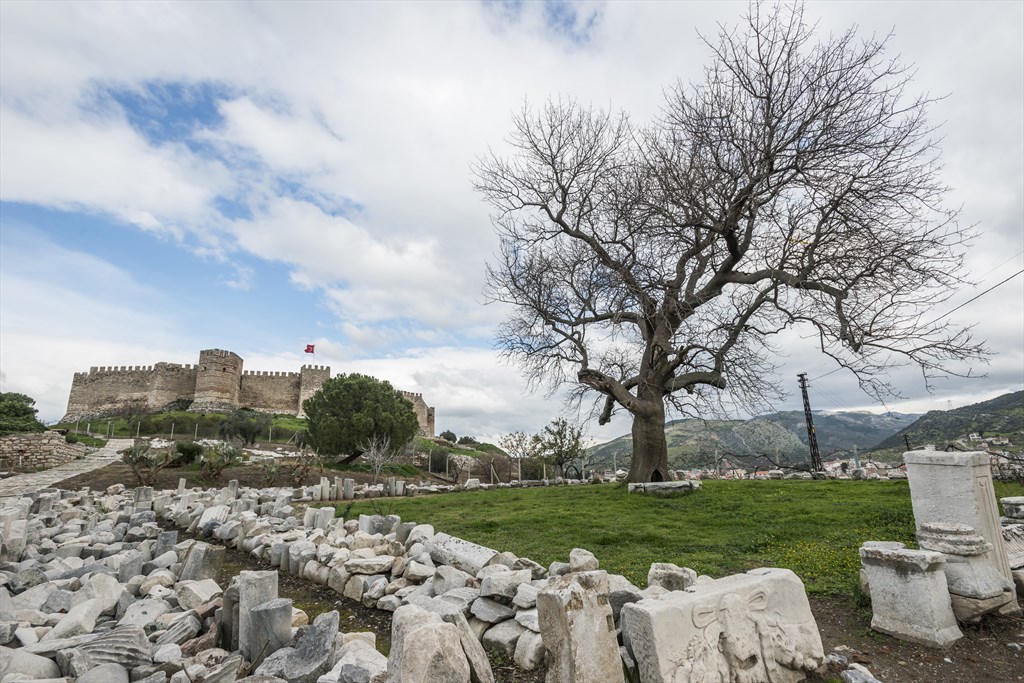 Selçuk (Ayasuluk) Castle - The St. Jean Monument