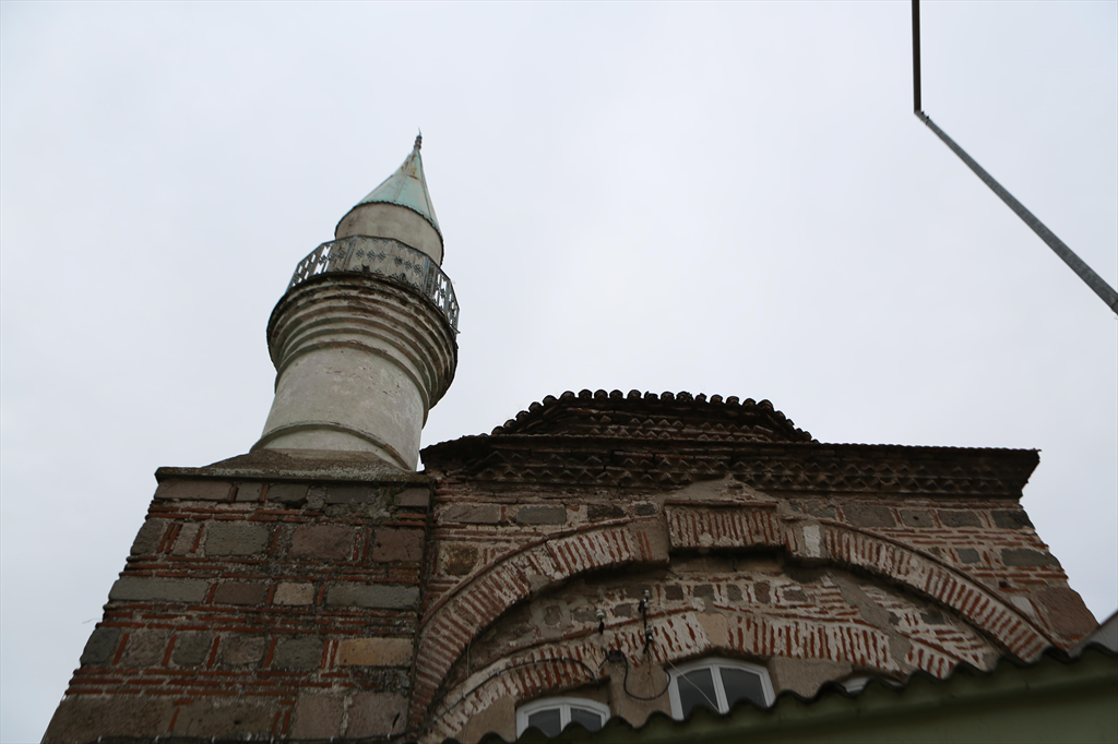 Lonca Mosque