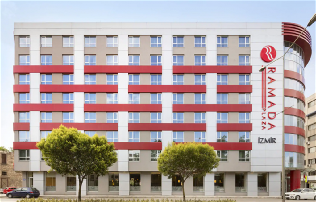 Отель Ramada Plaza İzmir