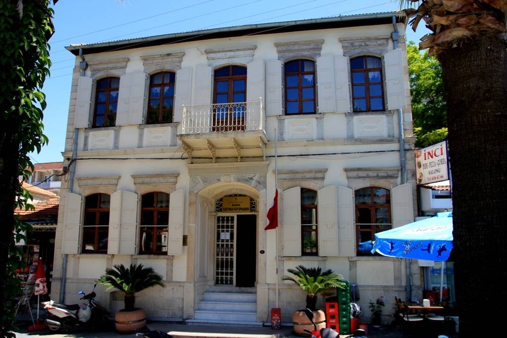 Aliağa  Former Military Office Building