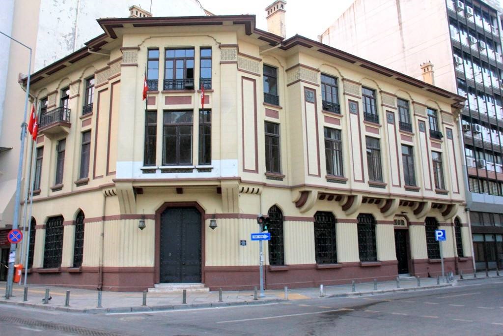 Konak Ziraat Bankası Binası
