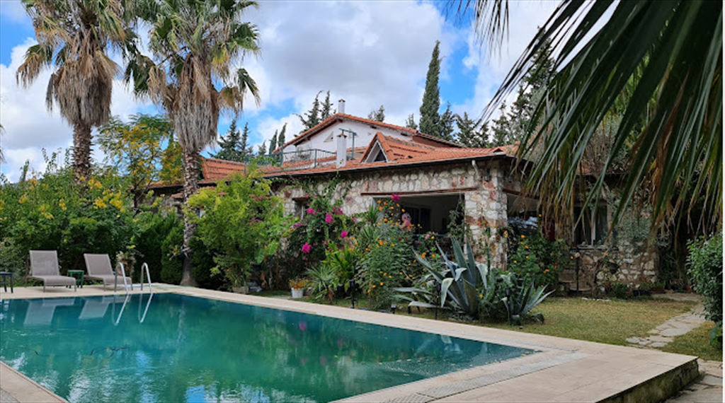 Urla Bella Otel