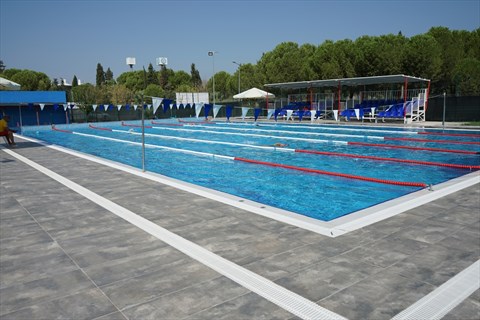 Ege University Semi-Olympic Outdoor Swimming Pool fotoğrafı