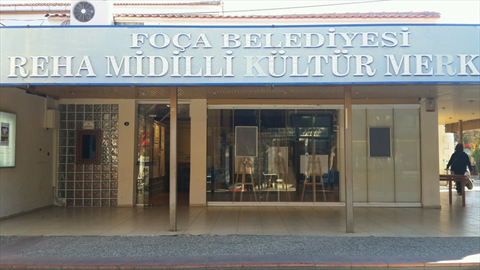 Foça Reha Midilli Kültür Merkezi  fotoğrafı