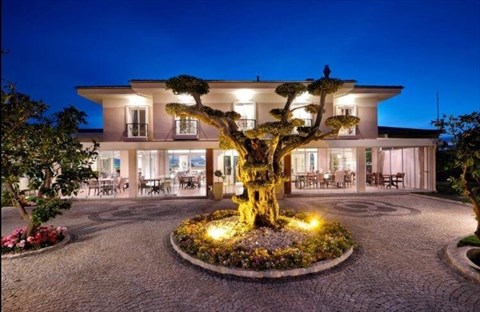 Отель B.Equine / Range Hotel fotoğrafı