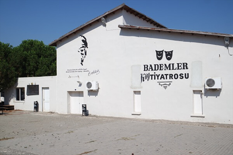 Bademler Village Theater Building fotoğrafı