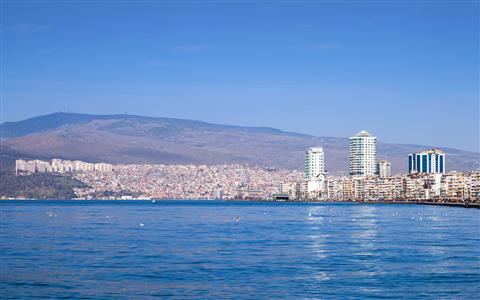 10 Tips for Foreigners to Live in Izmir fotoğrafı